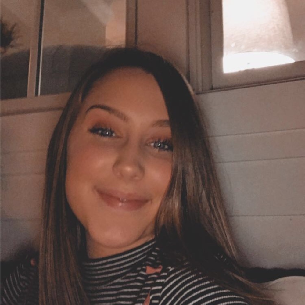 Meet your Posher, Alaina